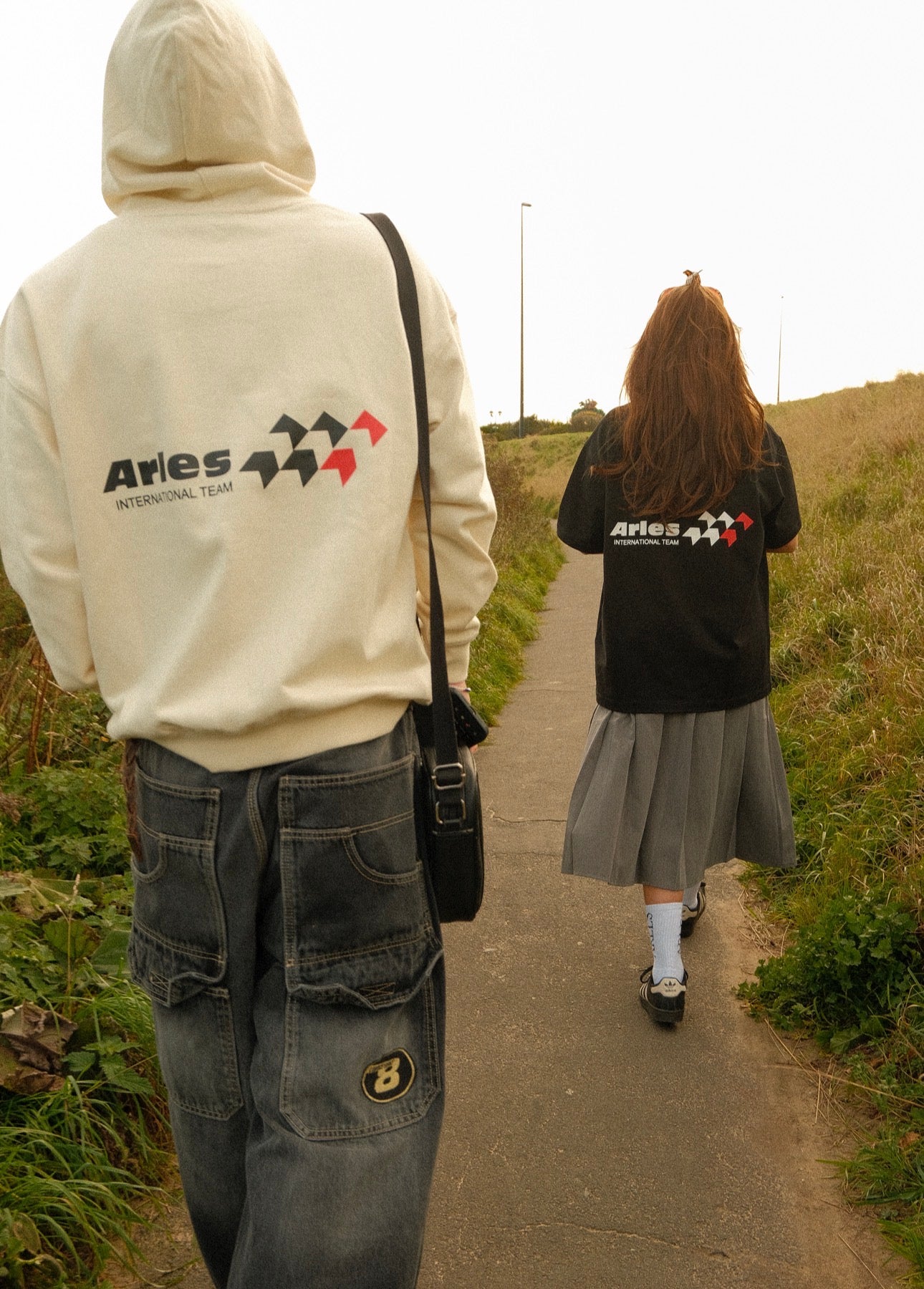 Arles International Team Hoodie – Off White